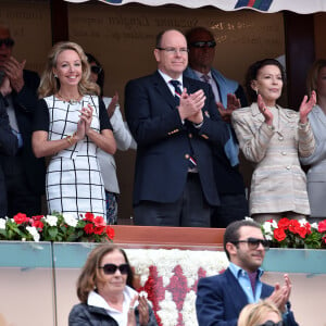 Le Prince Albert II de Monaco, Camilla de Bourbon-Siciles et Elisabeth Anne de Massy, cousine du Prince et présidente de la fédération monégasque de Tennis, ont assisté à la victoire de Novak Djokovic en finale de la 109ème édition du Monte Carlo Rolex Masters à Roquebrune Cap Martin le 19 avril 2015.