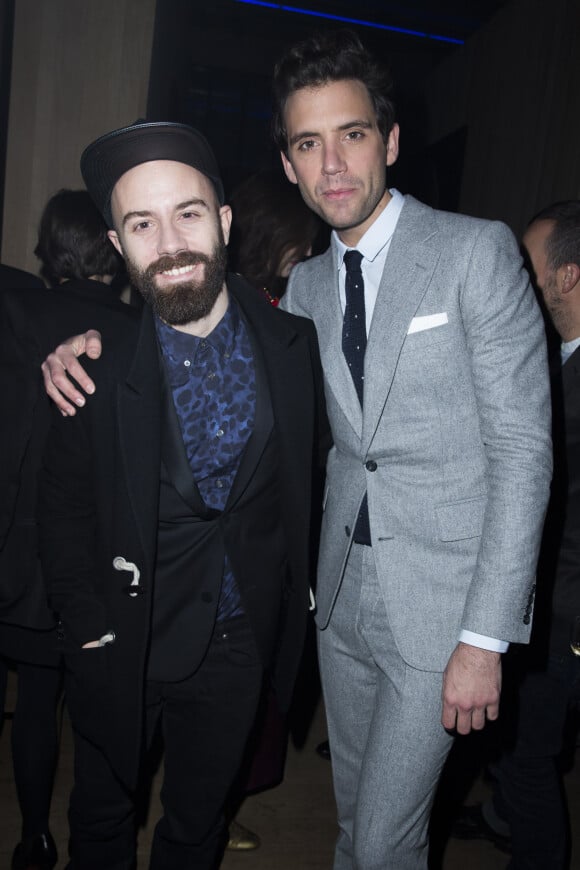 Woodkid (Yoann Lemoine) et Mika - Photocall de la soirée de vernissage de l'exposition "Jean Paul Gaultier" au Grand Palais à Paris, le 30 mars 2015.