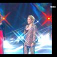 Clara Luciani et Gustine lors de la finale de The Voice 2020, diffusée sur TF1. Le samedi 13 juin 2020.