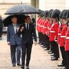 Le prince Charles, prince de Galles, et Camilla Parker Bowles, duchesse de Cornouailles accueillent le président de la République française Emmanuel Macron dans la maison royale Clarence House, pour la commémoration du 80ème anniversaire de l'appel du 18 juin du général de Gaulle à Londres, Royaume Uni, le 18 juin 2010.