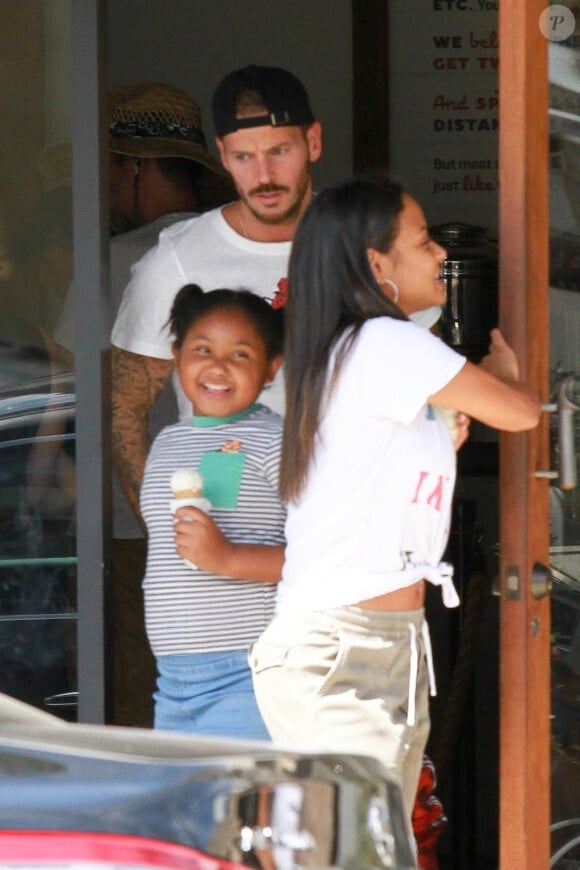 Matt Pokora, sa compagne Christina Milian enceinte et sa fille Violet Nash, Los Angeles, le 3 août 2019.