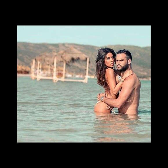 Laura Lempika divine en maillot de bain, avec Nikola Lozina - Instagram, 20 septembre 2018
