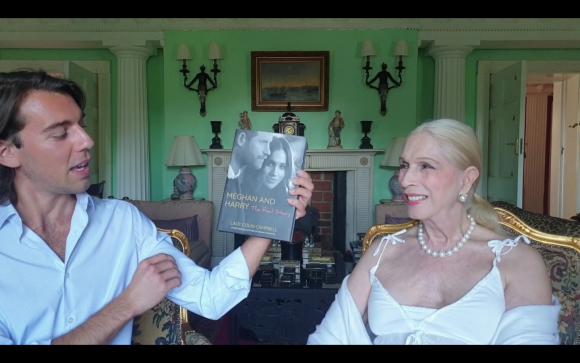 L'auteure britannique Lady Colin Campbell présente son nouvel ouvrage sur Meghan Markle et le prince Harry le 25 juin 2020 sur YouTube.