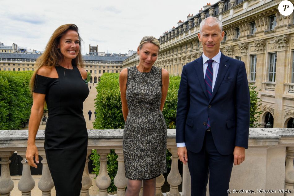 exclusif laurence jenkell annie groult et franck riester ministre de la culture l artiste laurence jenkell est decoree dans l ordre des arts et des lettr purepeople