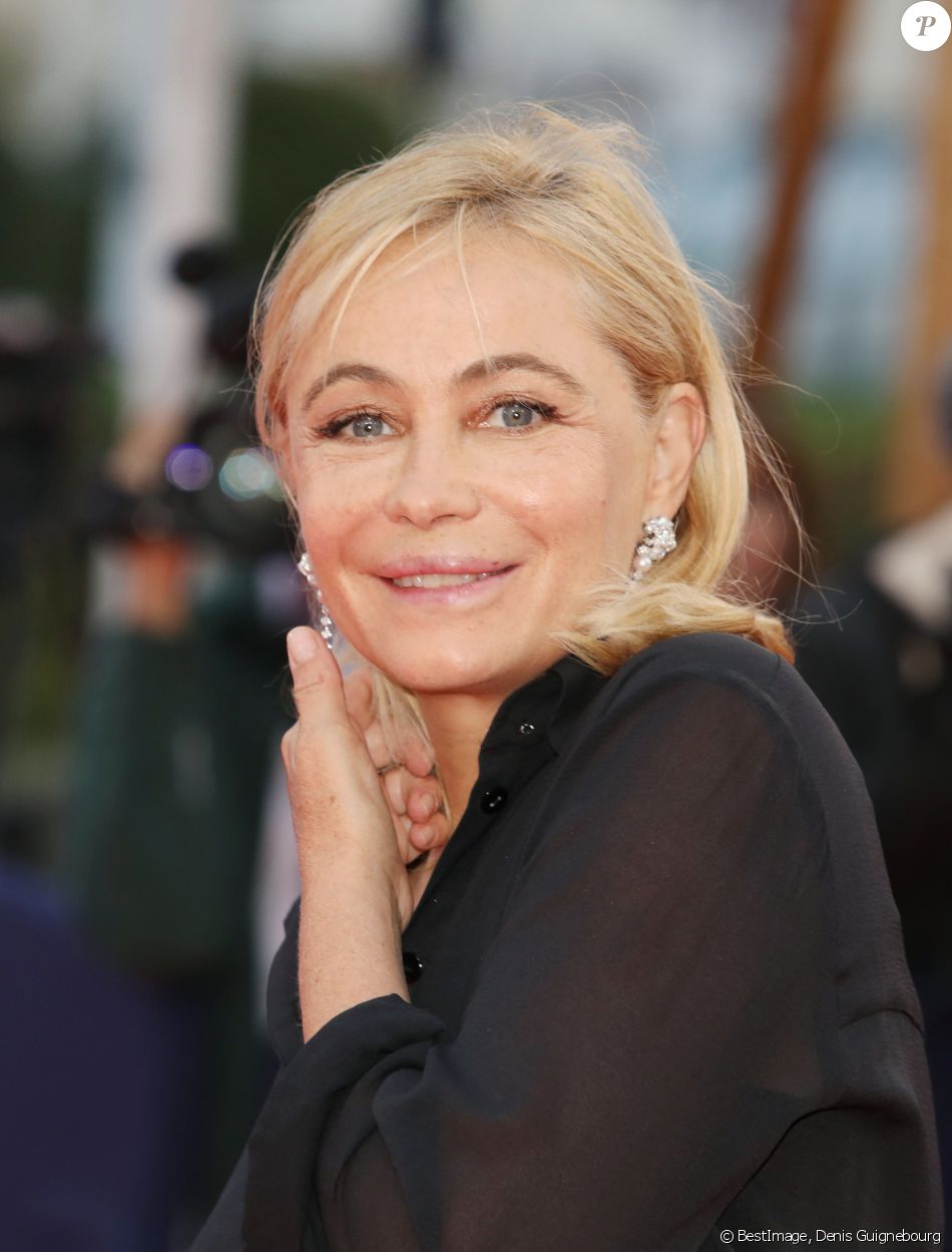 Emmanuelle Béart à la première de Music of My Life, suivi d'un hommage