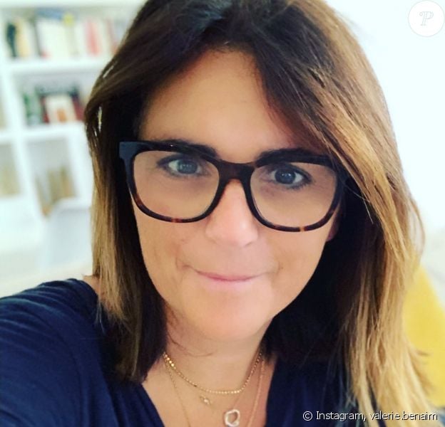 Valérie Benaïm pose sur Instagram, le 20 mai 2020in