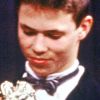 Gérald Thomassin lors de la cérémonie des César en 1991, recevant le prix du meilleur espoir masculin pour son rôle dans Le Petit Criminel de Jacques Doillon.