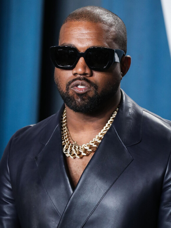 Info du 4 juillet 2020 - Kanye West annonce sa candidature à l'élection présidentielle américaine sur Twitter Kanye West - People à la soirée "Vanity Fair Oscar Party" après la 92ème cérémonie des Oscars 2020 au Wallis Annenberg Center for the Performing Arts à Los Angeles, le 9 février 2020.