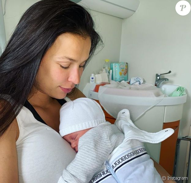 Julie Ricci et son fils le 11 juin 2020 sur Instagram.