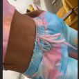 Julie Ricci affiche son ventre plat sur Instagram un mois après son accouchement - 9 juillet 2020