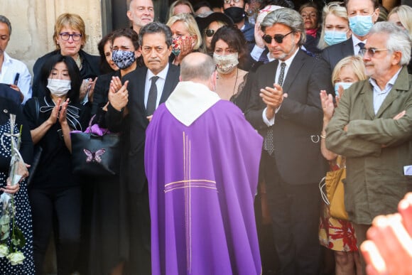 Georges Fenech (dernier compagnon d'Hermine de Clermont-Tonnerre) , guest, Alexandre Zouari - Sorties - Obsèques de Hermine de Clermont-Tonnerre en l'église Saint-Pierre de Montmartre à Paris le 9 juillet 2020.