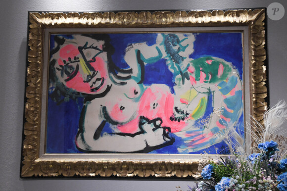 Exclusif - La collection bleue de Michou sera vendue aux enchères à l'hôtel Artcurial de Paris, France, le 5 juillet 2020. Le 10 juillet 2020, Artcurial mettra aux enchères la collection du célèbre directeur du cabaret. © Coadic Guirec/Bestimage