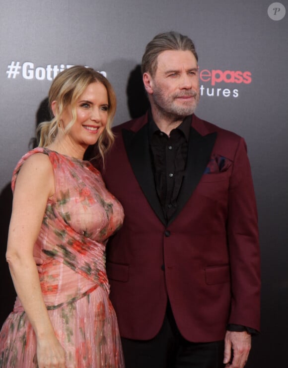 Kelly Preston et son mari John Travolta - Première du film "Gotti" au SVA Theater à New York. Le 14 juin 2018.