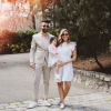 Christina Perri, son mari Paul Costabile et leur fille Carmella. Avril 2020.