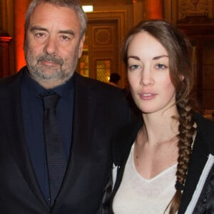 Luc Besson, sa fille Juliette Besson, et sa femme Virginie Silla - Remise de la Médaille d'Or de l'Académie des Arts et Techniques du Cinéma à Luc Besson par Alain Terzian, à la Monnaie de Paris, le 19 janvier 2015.