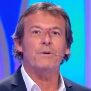 Jean-Luc Reichmann dans "Les 12 coups de midi" mardi 12 mai 2020 - TF1.