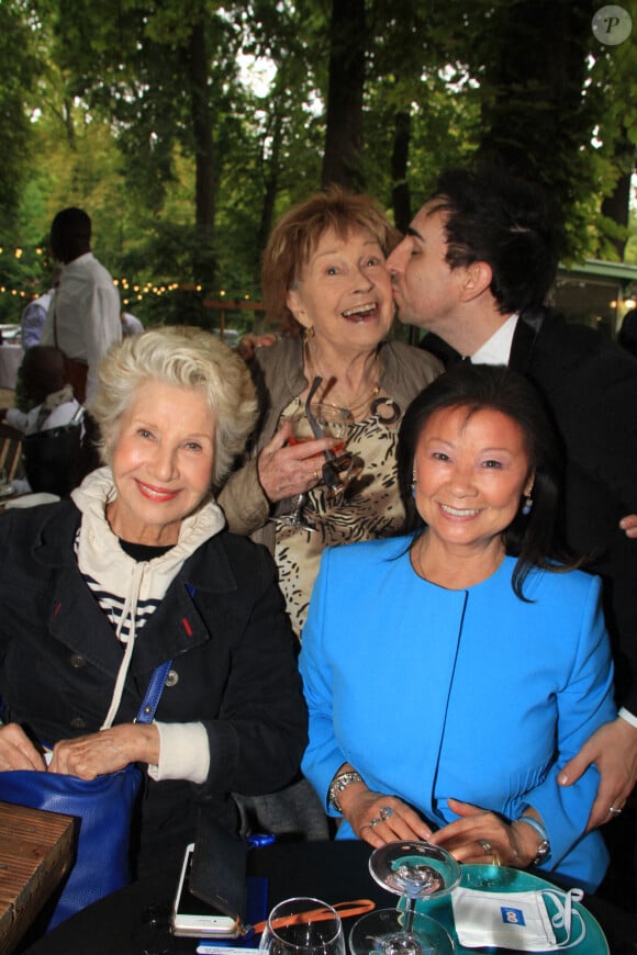 Danièle Gilbert, Marion Game, Jeanne d'Hauteserre, maire du 8ème arrondissement de Paris, Jordan de Luxe - Déjeuner de l'émission "L'instant de Luxe " au restaurant l'Orangerie à Saint Cloud le 14 juillet 2020. © Philippe Baldini / Bestimage