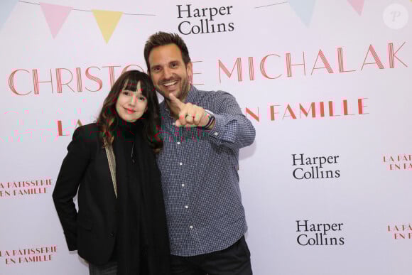 Christophe Michalak et sa femme Delphine McCarty - Sortie du Livre de Christophe Michalak la Patisserie en Famille à Paris le 9 octobre 2019. © Cédric Perrin/Bestimage