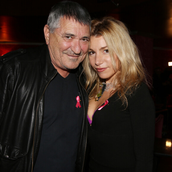 Jean-Marie Bigard et sa femme Lola Marois (Lola Bigard) - Cocktail de bienfaisance 'Octobre Rose' au restaurant Fidèle à Paris, France, le 16 octobre 2017. © Denis Guignebourg/Bestimage