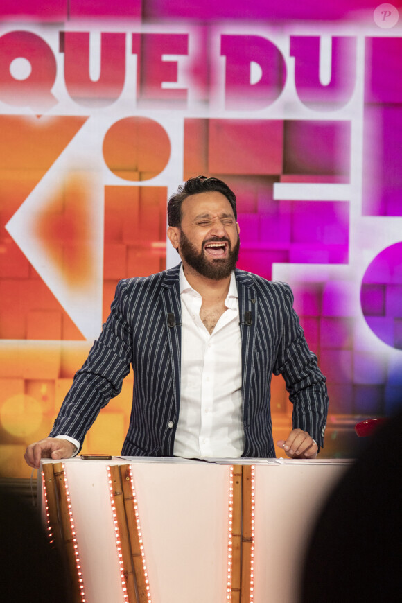 Exclusif - Cyril Hanouna - Dernière de l'émission "C que du Kif" en direct sur C8 et présentée par Cyril Hanouna avec distribution de cadeaux dans la rue et prise de parole de Jean.Roch le 18 juin 2020. © Jack Tribeca / Bestimage