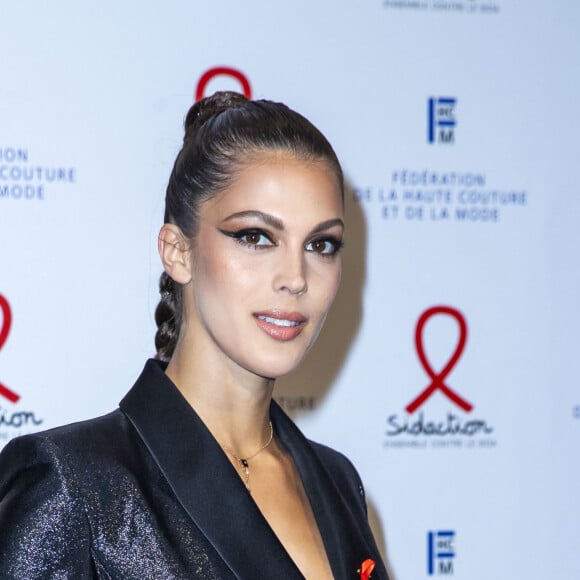 Iris Mittenaere lors du photocall de la 18ème édition du "Dîner de la mode du Sidaction" au Pavillon Cambon Capucines - Potel et Chabot à Paris, France, le 23 janvier 2020. © Olivier Borde/Bestimage