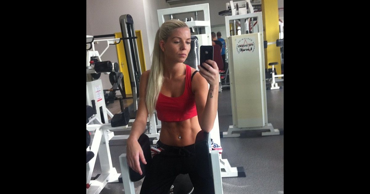 Jessica Thivenin avant chirurgie, le 13 novembre 2013 ...