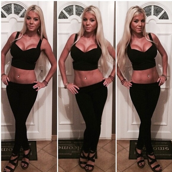 Jessica Thivenin en tenue de soirée le 16 août2014, photo Instagram