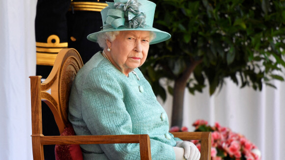 Elizabeth II : Un de ses gardes du corps arrêté pour possession de cocaïne