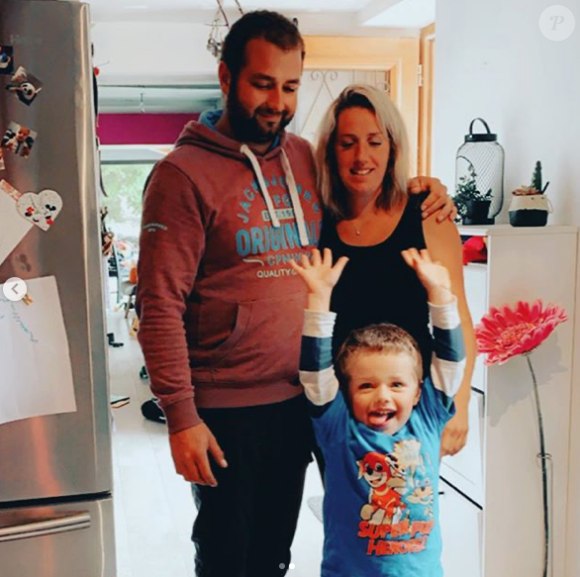 Claire ("L'amour est dans le pré 2015") enceinte de son deuxième enfant. Elle est en couple avec Sébastien et maman de Mathéo. Photo datant de 2020.