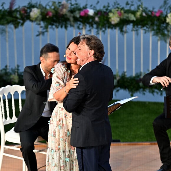 Roberto Alagna et sa femme Aleksandra Kurzak - Récital filmé dans les jardins du Château de la Chèvre d'Or à Eze Village pour une diffusion sur internet pour le Metropolitan Opera, le 16 août 2020. © Bruno Bebert / Bestimage