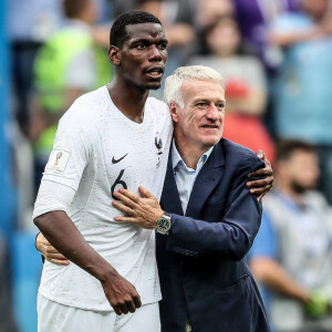 Didier Deschamps et Paul Pogba lors du match de quart de finale de la Coupe du Monde Russia 2018 "France - Uruguay (FIFA World Cup Russia2018)" au stade Nijni Novgorod. La France a gagné 2-0 et rencontrera la Belgique en demi-finale. Russie, le 6 juillet 2018. © Cyril Moreau/Bestimage