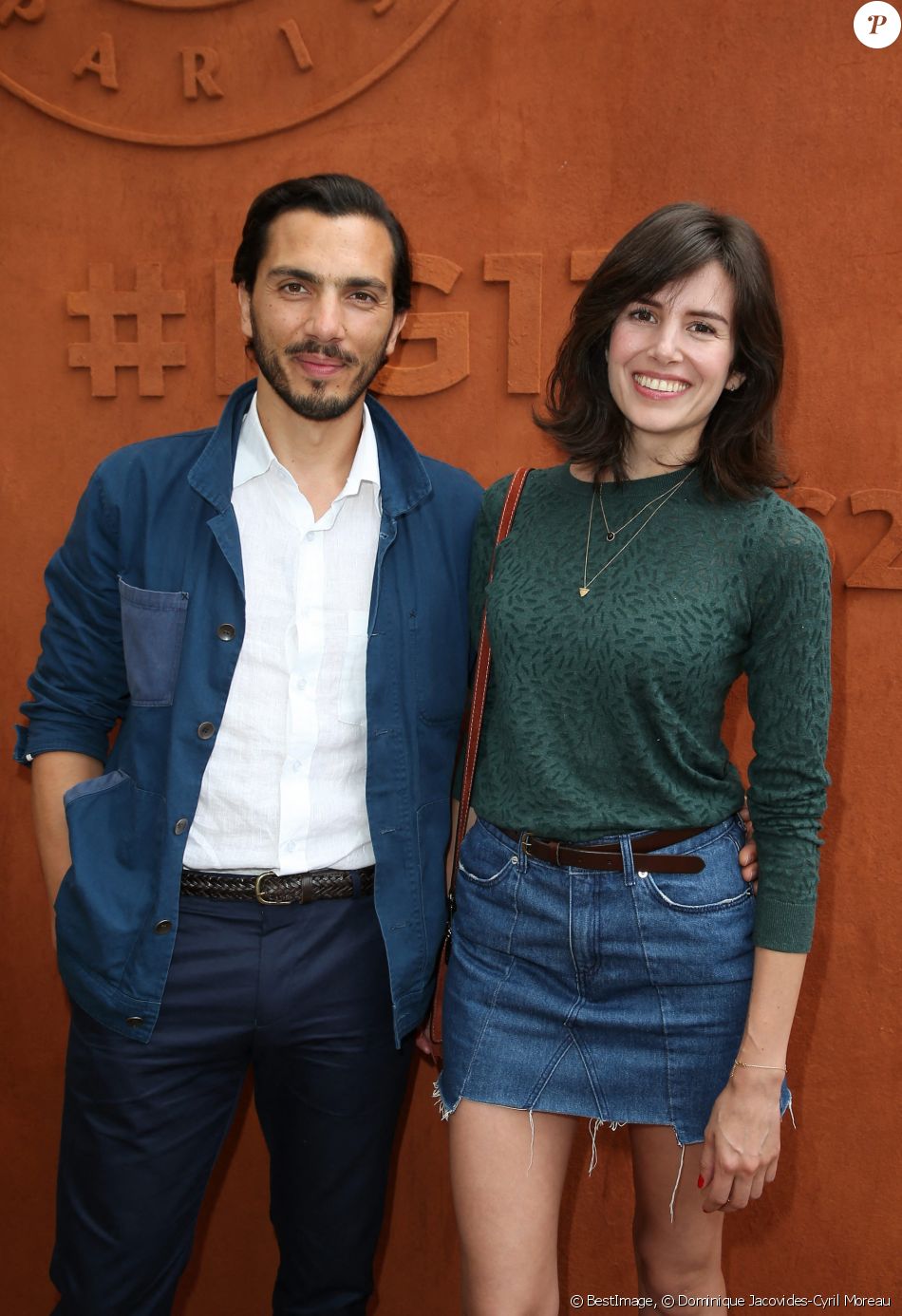 Louise Monot et son compagnon Samir Boitard - Les célébrités au village