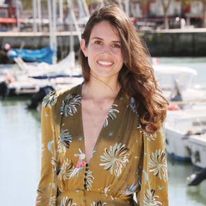 Louise Monot - Photocall "Une belle histoire" lors de la 21ème édition du Festival de la Fiction TV de la Rochelle. © Patrick Bernard / Bestimage