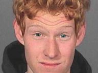 Redmond O'Neal, le fils de la regrettée Farrah Fawcett reste dans un centre de désintoxication pour un an ! Il risque 6 ans de prison...