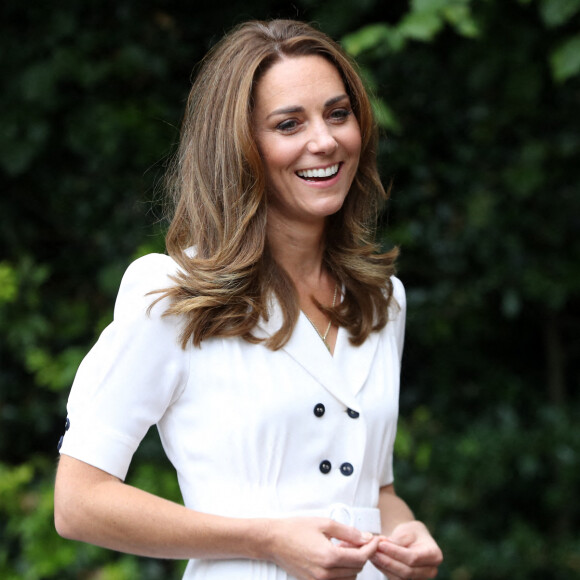 Kate Middleton joue les volontaires pour l'association Baby Basic UK à Sheffield, été 2020.