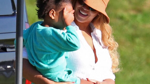 Beyoncé : Balade en yacht avec Jay-Z et leurs enfants, Blue Ivy, Sir et Rumi