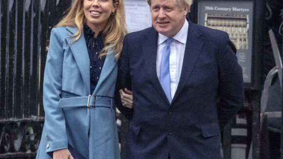 Boris Johnson et sa jeune fiancée ont baptisé leur fils en petit comité
