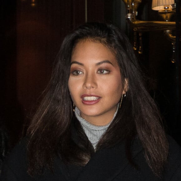 Vaimalama Chaves (Miss France 2019) - La Miss France 2020 quitte l'hôtel Royal Monceau à Paris en décembre 2019.