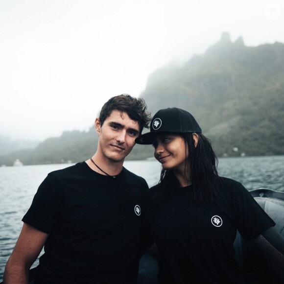 Vaimalama Chaves, Miss France 2019 désormais chanteuse, est en couple avec Nicolas Fleury.