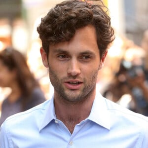 Penn Badgley - Les acteurs de la nouvelle série "You" arrivent chez Build Series à New York.