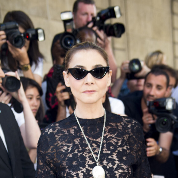 Clotilde Courau arrive au défilé Haute Couture Valentino collection Automne-Hiver 2019/20 à l'hôtel Salomon de Rothschild à Paris, France, le 3 juillet 2019. © Jean-Baptiste Autissier/Panoramic/Bestimage