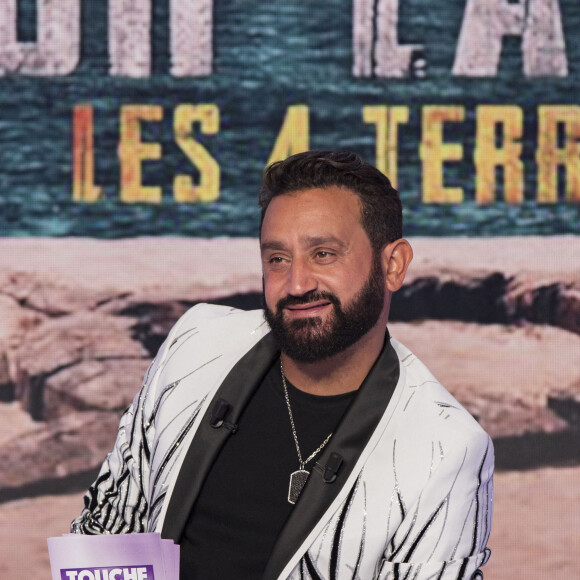 Exclusif - Cyril Hanouna - Première émission TPMP (Touche Pas à Mon Poste!) de la saison pour Cyril Hanouna et son équipe de chroniqueurs, avec beaucoup de nouveautés, un nouveau plateau, nouveau décor, des nouveaux arrivants, ainsi que la présence rare et exclusive de G.Depardieu à Paris le 31août 2020. © Jack tribeca / Bestimage 