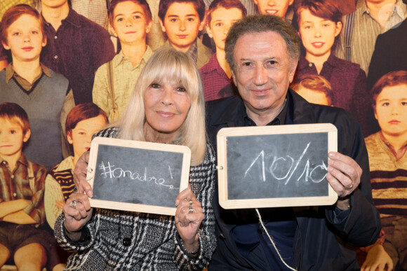 Exclusif - Michel Drucker et sa femme Dany Saval à la générale du spectacle musical Les Choristes au théâtre des Folies Bergère à Paris, France, le 2 mars 2017. Treize ans après le succès mondial du film Les Choristes (15 millions d’entrées en salle, 4 millions d’albums vendus, 2 nominations aux Oscars, 2 César), Christophe Barratier a adapté et mis en scène le spectacle qui sera aux Folies Bergère jusqu’à l’été, puis en tournée dans toute la France à partir de septembre. © Gorassini-Moreau/Bestimage  No Web No Blog pour la Belgique et la Suisse Exclusive - For Germany Call For Price - Celebs attending the general of the musical Les Choristes at the Folies Bergere theater in Paris, France, on March 2, 2017 