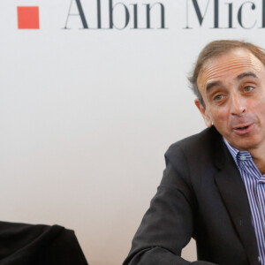 Eric Zemmour - Salon du livre à la porte de Versailles à Paris le 22 mars 2015.