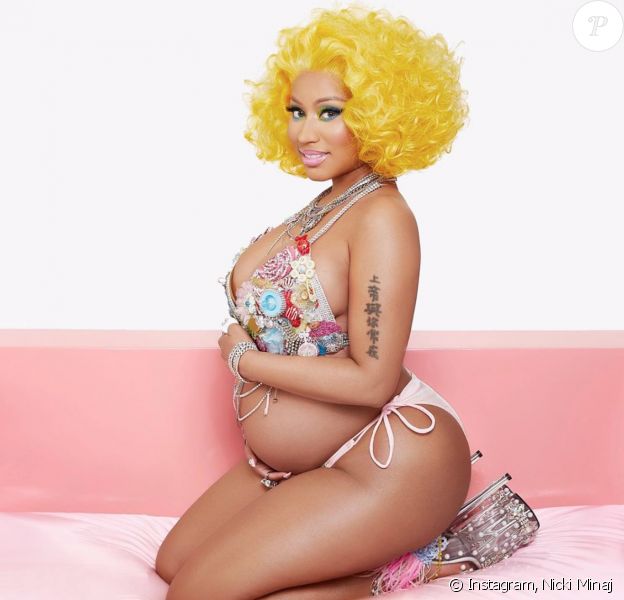 Nicki Minaj est devenue maman ! La rappeuse, ici photographiée enceinte avec David Lachappelle, a accouché.