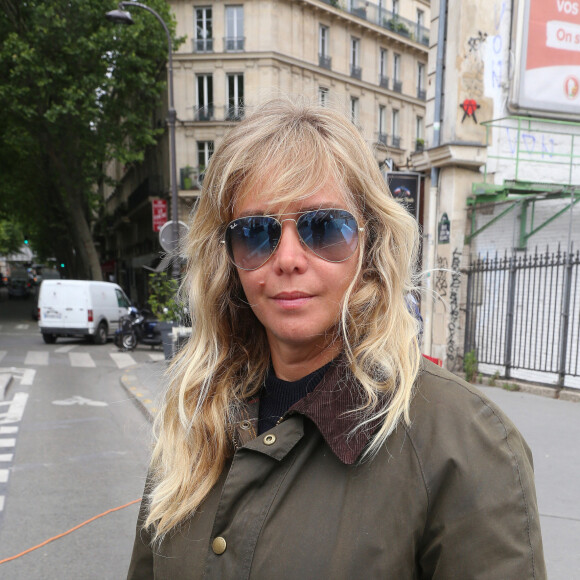 Exclusif - Enora Malagré se rend à la conférence de presse "Justice pour Adama" d'Assa Traoré, la soeur d'Adama à Paris, le 9 juin 2020.