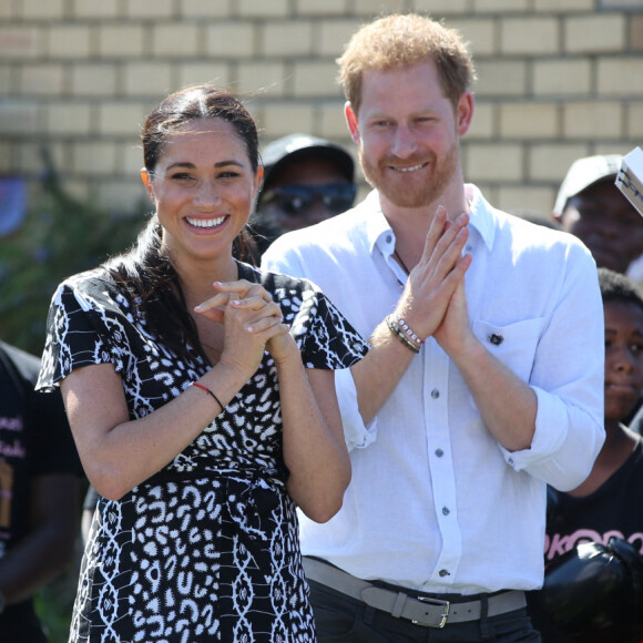 Le prince Harry et Meghan Markle visitent le township de Nyanga, Afrique du Sud le 23 septembre 2019.