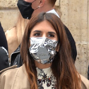 Géraldine Nakache arrive au défilé Paco Rabanne collection Printemps-Eté 2021 lors de la fashion week de Paris, le 4 octobre 2020. © Veeren Ramsamy-Christophe Clovis/Bestimage