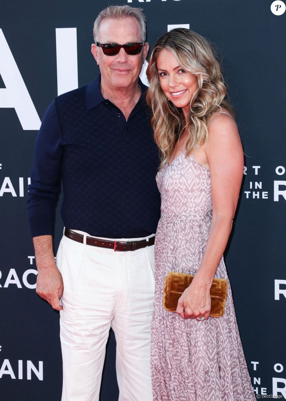 Kevin Costner, Christine Baumgartner - Les célébrités assistent à la première de &quot;The Art of racing in the rain&quot; à Los Angeles, le 1er août 2019.