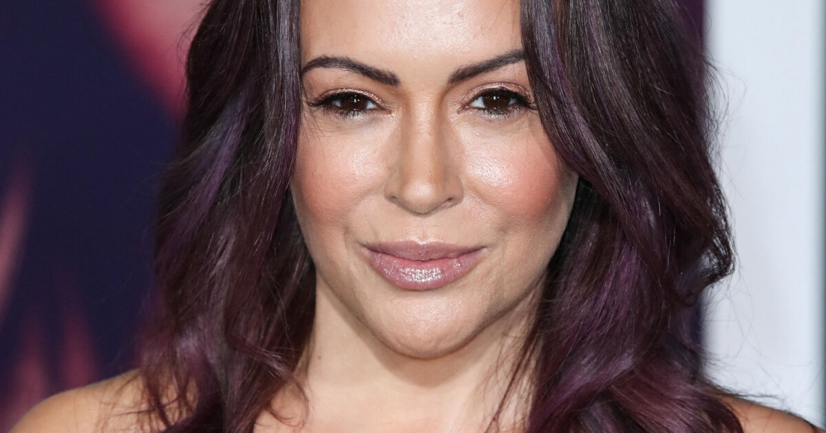 Alyssa Milano dévoile sa "perte de cheveux extrême" à cause du Covid-19